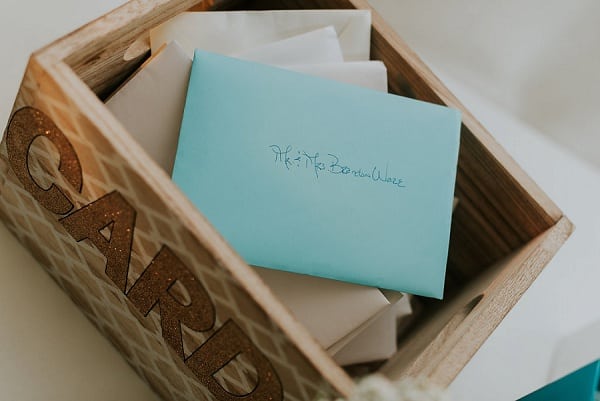 Romantic Backyard Wedding || Bekah Kay Creative || Charm City Wed || www.charmcitywed.com