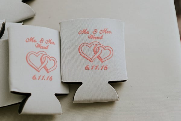 Romantic Backyard Wedding || Bekah Kay Creative || Charm City Wed || www.charmcitywed.com