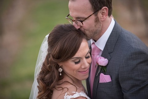 Running Hare Vineyard Wedding || Mike B Photography || Charm City Wed || www.charmcitywed.com