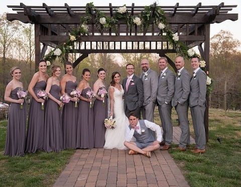 Running Hare Vineyard Wedding || Mike B Photography || Charm City Wed || www.charmcitywed.com