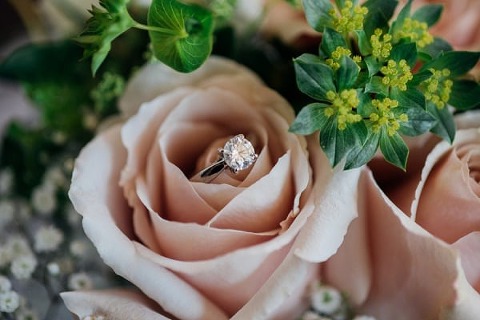 Spring Antrim 1844 Wedding || Bradley Images Photography || Charm City Wed || www.charmcitywed.com