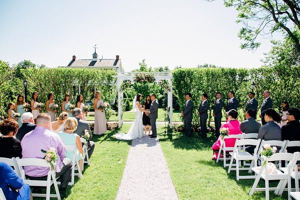 Spring Antrim 1844 Wedding || Bradley Images Photography || Charm City Wed || www.charmcitywed.com