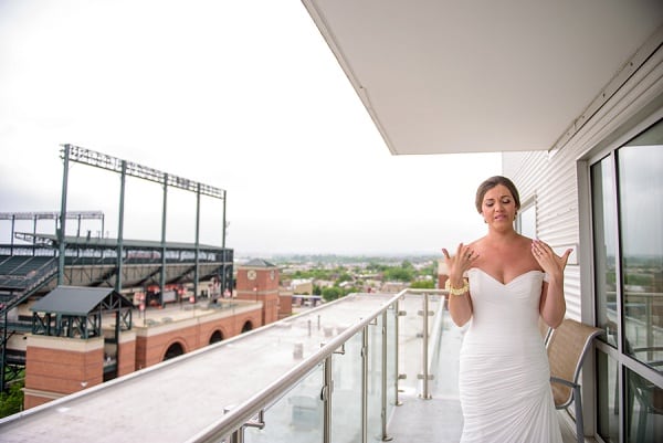 Summer Baltimore Museum of Industry Wedding || Annabelle Dando Photography || Charm City Wed || www.charmcitywed.com Summer Baltimore Museum of Industry Wedding || Annabelle Dando Photography || Charm City Wed || www.charmcitywed.com