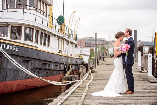 Summer Baltimore Museum of Industry Wedding || Annabelle Dando Photography || Charm City Wed || www.charmcitywed.com Summer Baltimore Museum of Industry Wedding || Annabelle Dando Photography || Charm City Wed || www.charmcitywed.com
