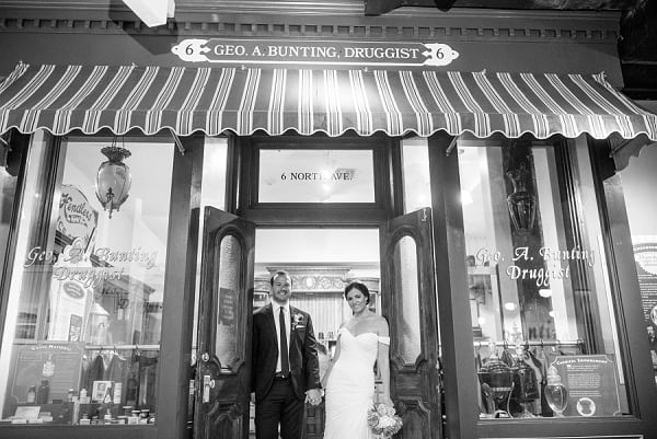 Summer Baltimore Museum of Industry Wedding || Annabelle Dando Photography || Charm City Wed || www.charmcitywed.com Summer Baltimore Museum of Industry Wedding || Annabelle Dando Photography || Charm City Wed || www.charmcitywed.com