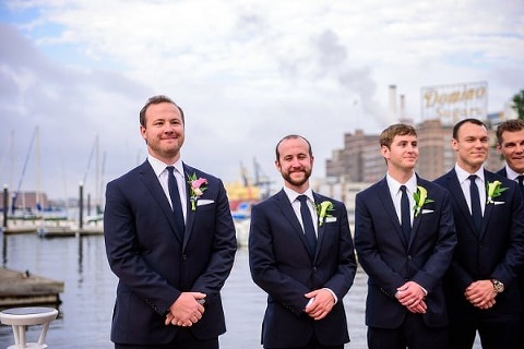 Summer Baltimore Museum of Industry Wedding || Annabelle Dando Photography || Charm City Wed || www.charmcitywed.com