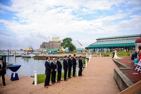 Summer Baltimore Museum of Industry Wedding || Annabelle Dando Photography || Charm City Wed || www.charmcitywed.com
