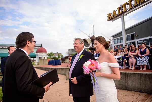 Summer Baltimore Museum of Industry Wedding || Annabelle Dando Photography || Charm City Wed || www.charmcitywed.com Summer Baltimore Museum of Industry Wedding || Annabelle Dando Photography || Charm City Wed || www.charmcitywed.com