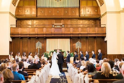 Valley Mansion Wedding || Photos by Sarah Beth || Charm City Wed || www.charmcitywed.com