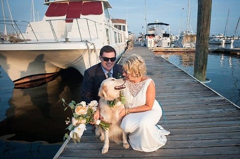 Wedding Dogs || Meaghan Elliott Photography || Charm City Wed || www.charmcitywed.com