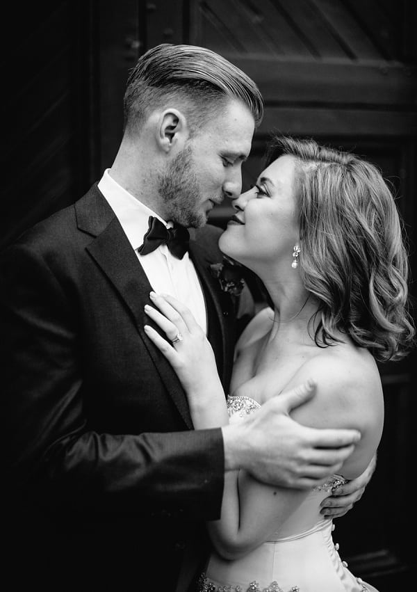 Chic Mt Washington Mill Dye House Wedding || Rebekah J Murray Photography || Charm City Wed || www.charmcitywed.com