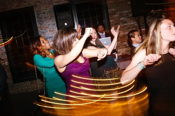 Chic Mt Washington Mill Dye House Wedding || Rebekah J Murray Photography || Charm City Wed || www.charmcitywed.com