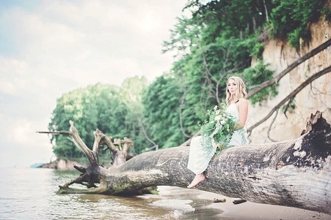 Cliffside Anniversary Session || Nicole Babcock Photography || Charm City Wed || www.charmcitywed.com