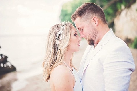 Cliffside Anniversary Session || Nicole Babcock Photography || Charm City Wed || www.charmcitywed.com