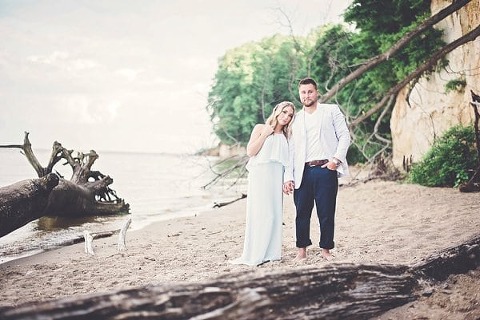 Cliffside Anniversary Session || Nicole Babcock Photography || Charm City Wed || www.charmcitywed.com