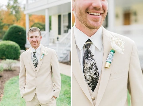 Fall Antrim 1844 Wedding || Mary Neumann Photography || Charm City Wed || www.charmcitywed.com