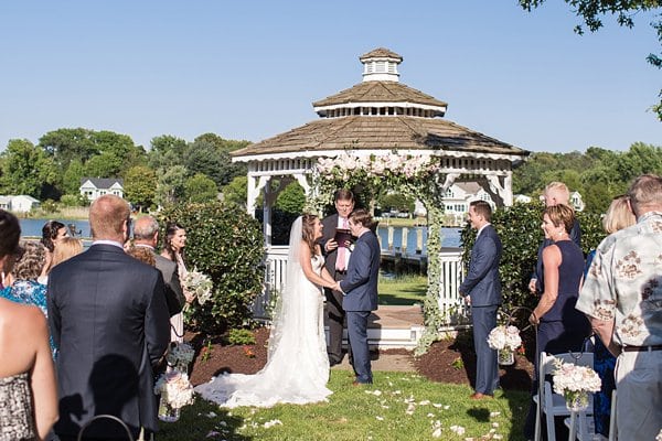 Kent Manor Inn Wedding || Tara+Renata || Charm City Wed || www.charmcitywed.com Kent Manor Inn Wedding || Tara+Renata || Charm City Wed || www.charmcitywed.com