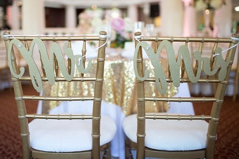 Kent Manor Inn Wedding || Tara+Renata || Charm City Wed || www.charmcitywed.com