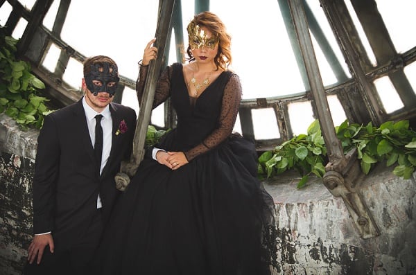 Masquerade Elopement Styled Shoot || John Operaña Photography || Charm City Wed || www.charmcitywed.com