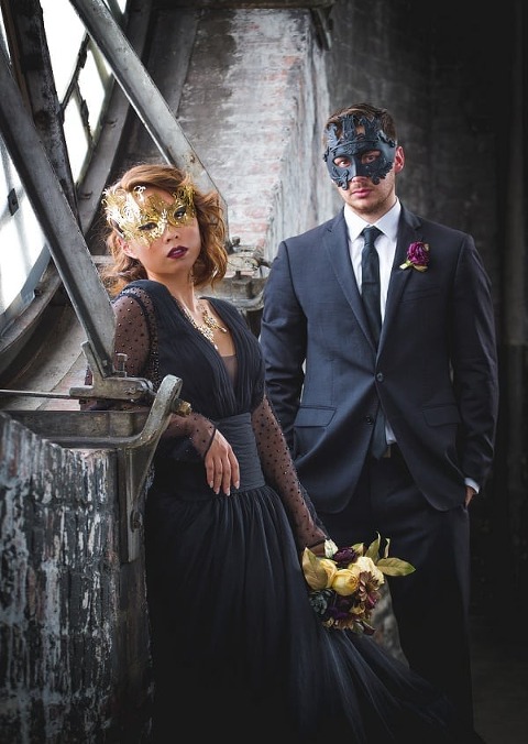 Masquerade Elopement Styled Shoot || John Operaña Photography || Charm City Wed || www.charmcitywed.com