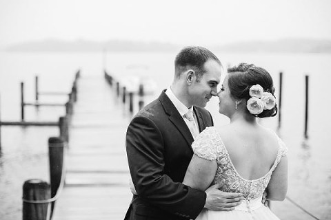 Romantic Historic Londontown Wedding || Tara + Renata || Charm City Wed || www.charmcitywed.com