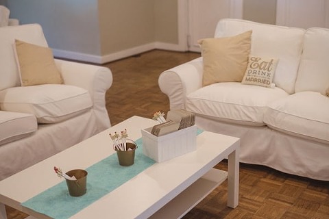 Romantic Historic Londontown Wedding || Tara + Renata || Charm City Wed || www.charmcitywed.com