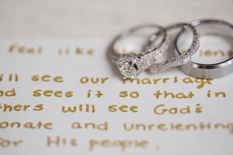 Romantic Historic Londontown Wedding || Tara + Renata || Charm City Wed || www.charmcitywed.com