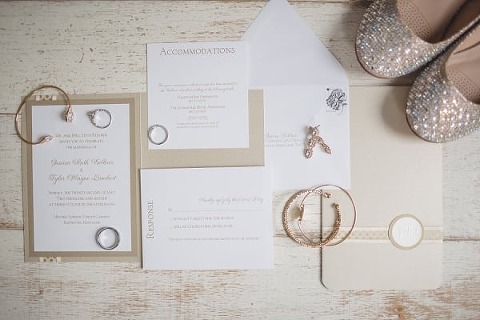 Romantic Historic Londontown Wedding || Tara + Renata || Charm City Wed || www.charmcitywed.com