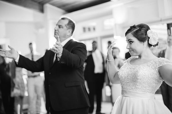 Romantic Historic Londontown Wedding || Tara + Renata || Charm City Wed || www.charmcitywed.com