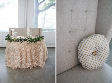 Romantic Historic Londontown Wedding || Tara + Renata || Charm City Wed || www.charmcitywed.com