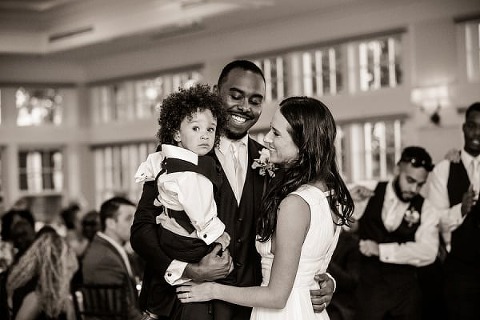 Boho Chesapeake Bay Beach Club Wedding || Jessica Eastburn Photography || Charm City Wed || www.charmcitywed.com