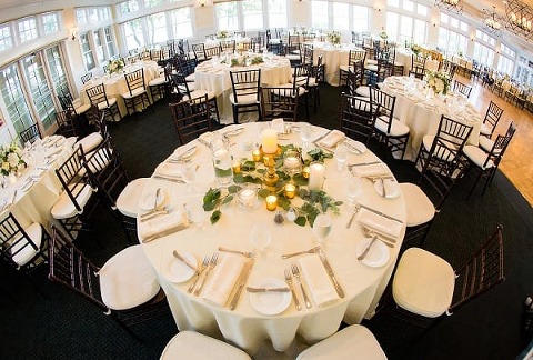 Boho Chesapeake Bay Beach Club Wedding || Jessica Eastburn Photography || Charm City Wed || www.charmcitywed.com