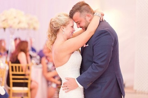 Celebrations at the Bay Wedding || Stacey Lee Photography || Charm City Wed || www.charmcitywed.com