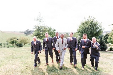 Glen Ellen Farm Wedding || Heather Ryan Photography || Charm City Wed || www.charmcitywed.com