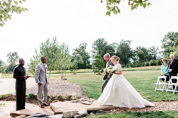 Glen Ellen Farm Wedding || Heather Ryan Photography || Charm City Wed || www.charmcitywed.com Glen Ellen Farm Wedding || Heather Ryan Photography || Charm City Wed || www.charmcitywed.com