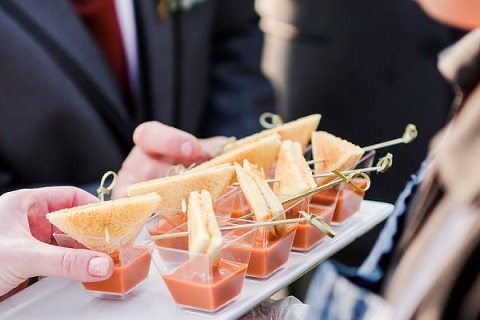 Glen Ellen Farm Wedding || Heather Ryan Photography || Charm City Wed || www.charmcitywed.com