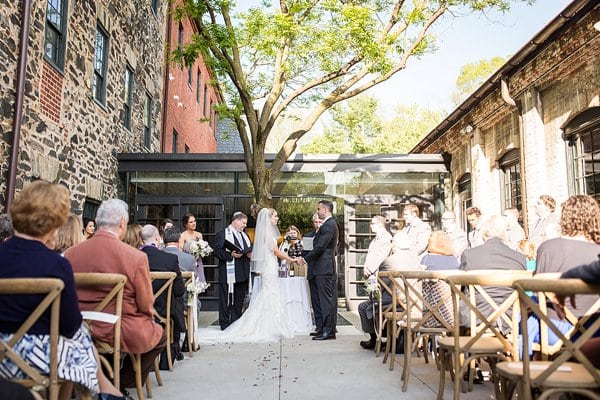 Mt. Washington Mill Dye House Wedding || Artful Weddings || Charm City Wed || www.charmcitywed.com Mt. Washington Mill Dye House Wedding || Artful Weddings || Charm City Wed || www.charmcitywed.com