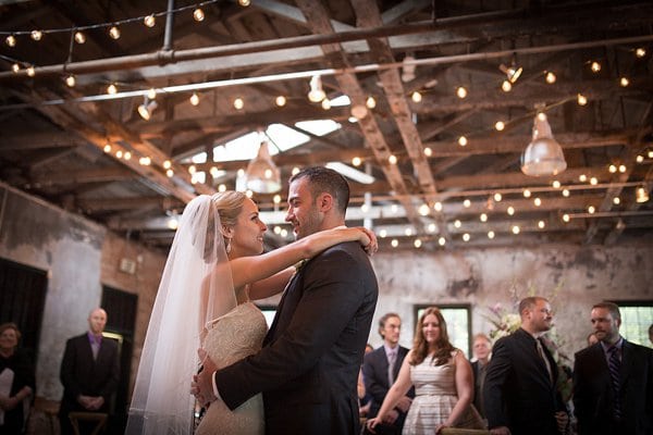 Mt. Washington Mill Dye House Wedding || Artful Weddings || Charm City Wed || www.charmcitywed.com Mt. Washington Mill Dye House Wedding || Artful Weddings || Charm City Wed || www.charmcitywed.com