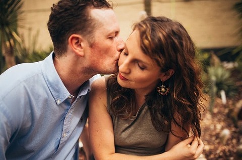 Rawlings Conservatory Engagement || Paula Bartosiewicz Photography || Charm City Wed || www.charmcitywed.com