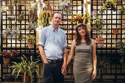 Rawlings Conservatory Engagement || Paula Bartosiewicz Photography || Charm City Wed || www.charmcitywed.com