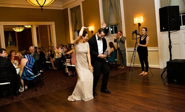 Tidewater Inn Wedding || Jessica Eastburn Photography || Charm City Wed || www.charmcitywed.com Tidewater Inn Wedding || Jessica Eastburn Photography || Charm City Wed || www.charmcitywed.com