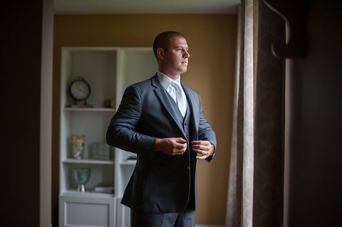 Vintage Blush Running Hare Vineyard Wedding || Meaghan Elliott Photography || Charm City Wed || www.charmcitywed.com