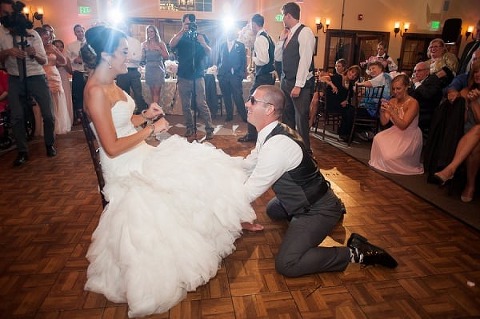 Vintage Blush Running Hare Vineyard Wedding || Meaghan Elliott Photography || Charm City Wed || www.charmcitywed.com