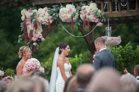 Vintage Blush Running Hare Vineyard Wedding || Meaghan Elliott Photography || Charm City Wed || www.charmcitywed.com