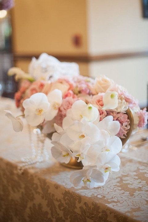 Vintage Blush Running Hare Vineyard Wedding || Meaghan Elliott Photography || Charm City Wed || www.charmcitywed.com