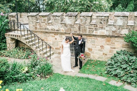 Cloisters Castle Wedding || Brittany Thomas Photography || Charm City Wed || www.charmcitywed.com