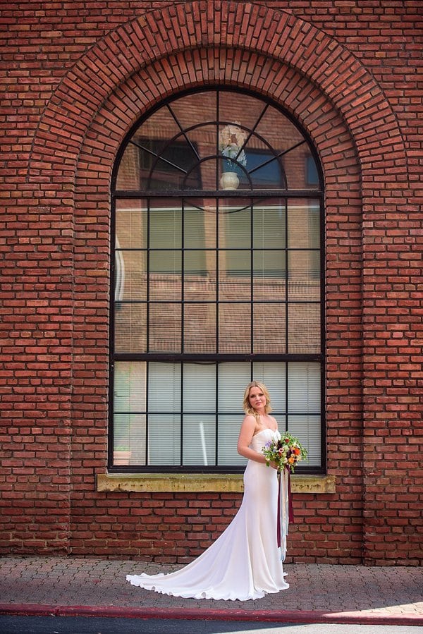 Creative Alliance Wedding || Annabelle Dando Photography || Charm City Wed || www.charmcitywed.com