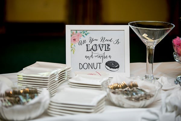 Elkridge Country Club Wedding || JFannon Photography || Charm City Wed || www.charmcitywed.com Elkridge Country Club Wedding || JFannon Photography || Charm City Wed || www.charmcitywed.com