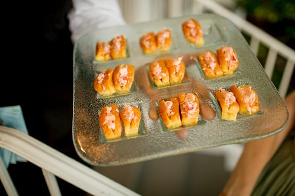 Elkridge Country Club Wedding || JFannon Photography || Charm City Wed || www.charmcitywed.com Elkridge Country Club Wedding || JFannon Photography || Charm City Wed || www.charmcitywed.com