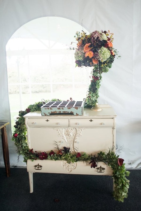 Fall Herrington on the Bay Wedding || Meaghan Elliott Photography || Charm City Wed || www.charmcitywed.com